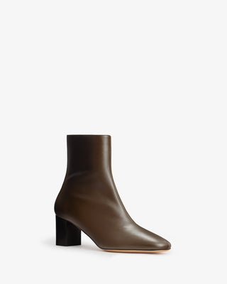 rook ankle boot in mocha leather - Second Image