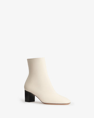 rook ankle boot in white leather - Second Image