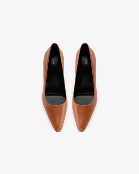 Bank Pump Tan Grained Leather