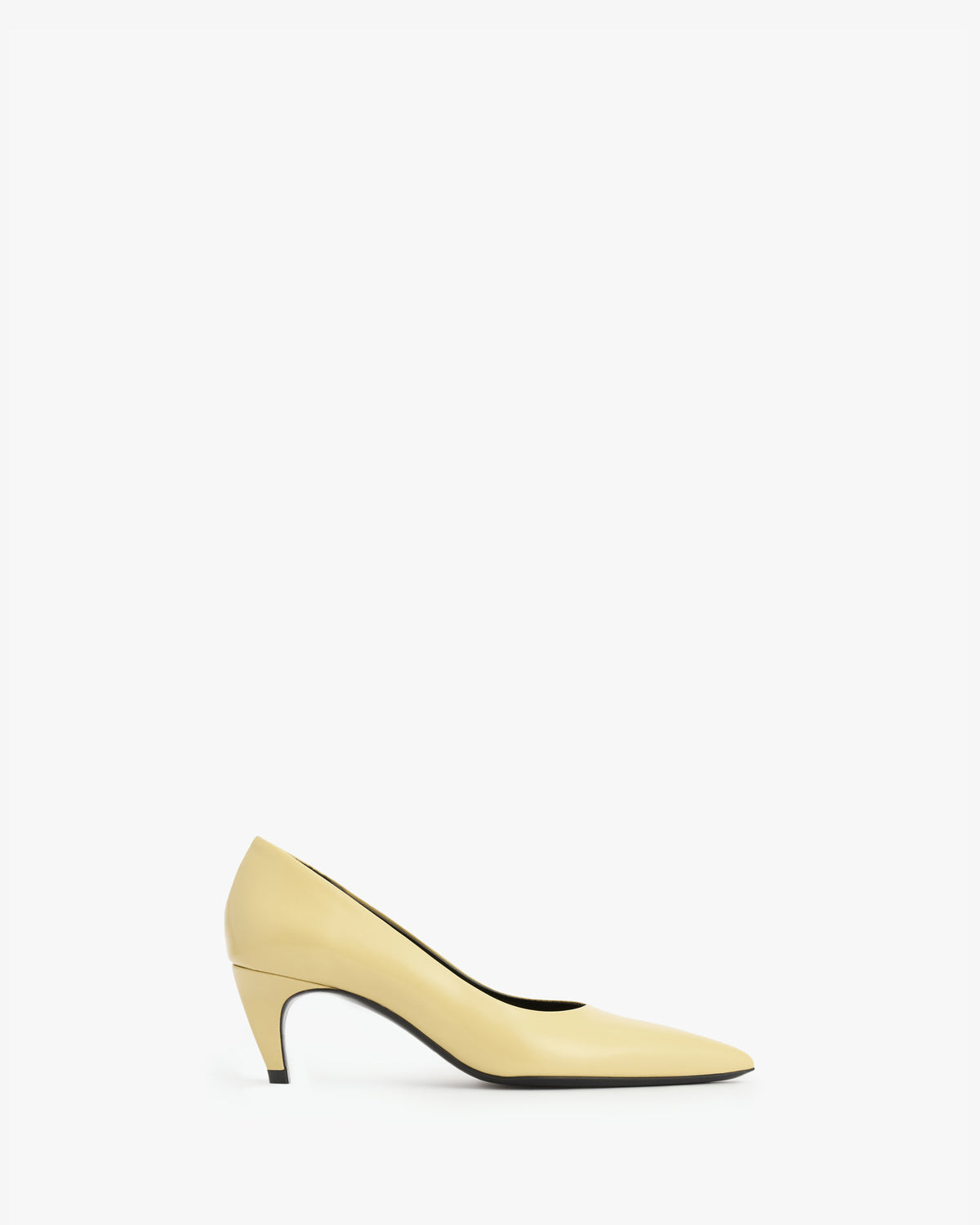 Blade Pump in Beige Brushed Leather