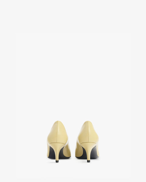Blade Pump in Beige Brushed Leather