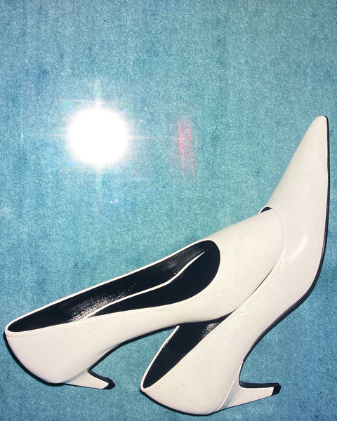 Blade Pump White Creased Leather