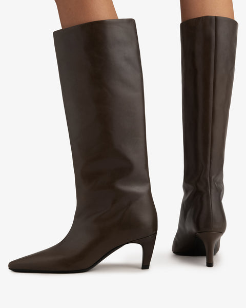 Cave Knee Boot in Mocha Leather