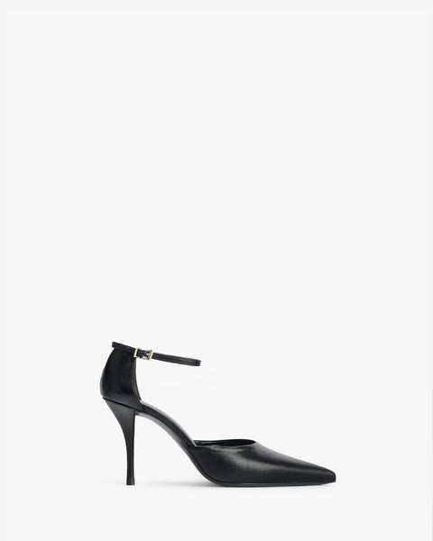Court Pump in Black Leather
