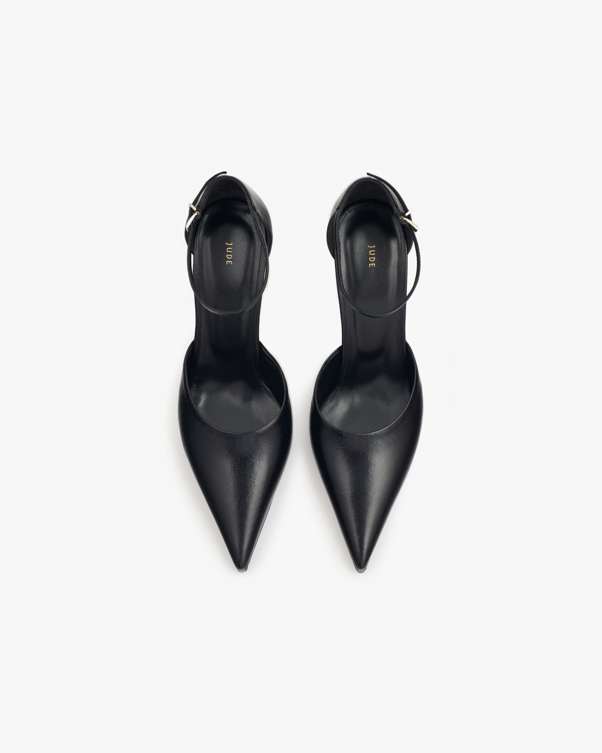 Court Pump in Black Leather