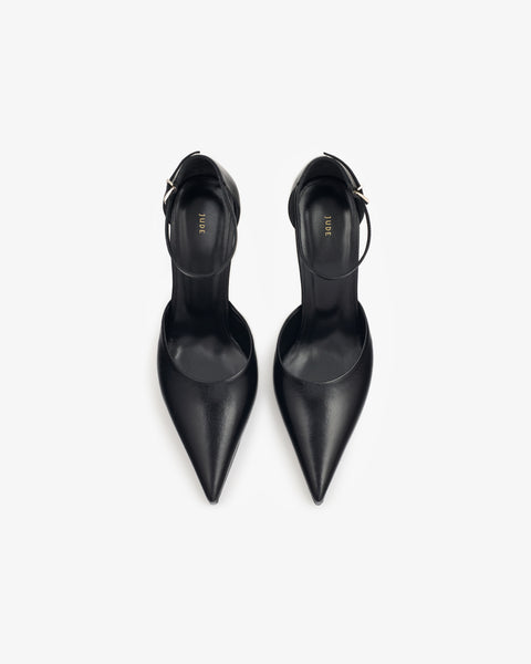 Court Pump in Black Leather