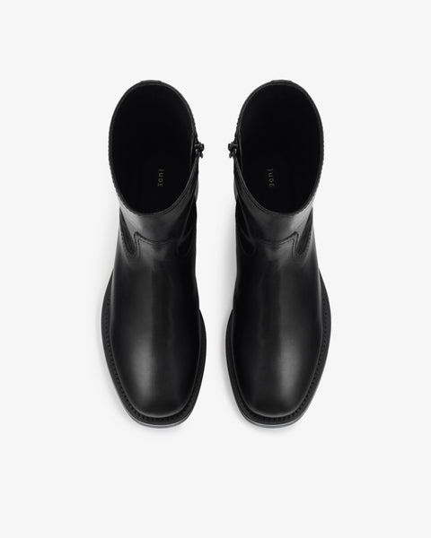 Daryl Ankle Boot in Black Leather