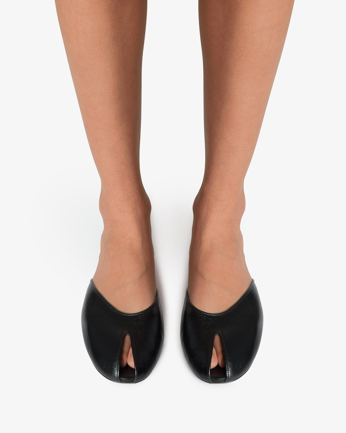 Date Flat in Black Leather