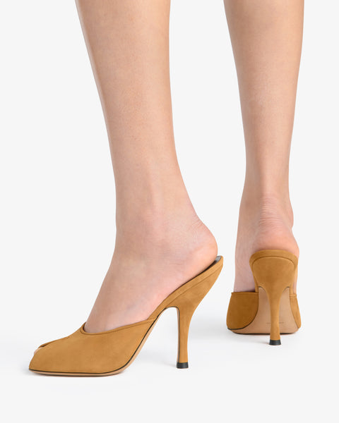 Date Mule Tan Nubuck Leather