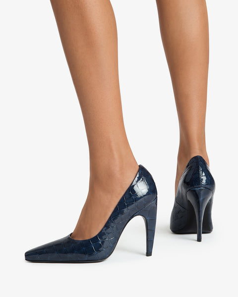 fame pump in ink croc embossed leather