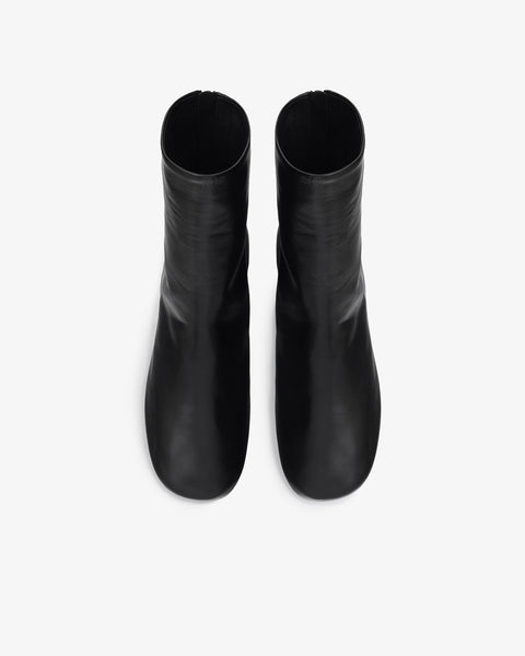 Floor Ankle boot in Black Smooth Leather