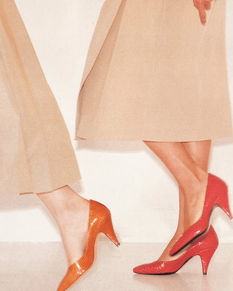 haze pump in red creased leather - Second Image