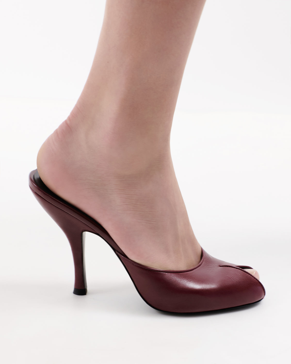 Mule Chattawak Femme Bordeaux – Confort & Style Avec Multi-Lanières Colorées