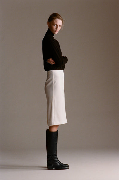 Den Knee Boot Black Leather - Second Image