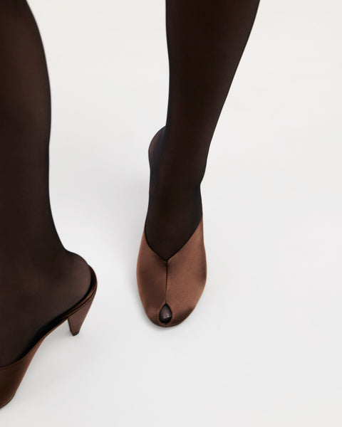 Paw Mule in Brown Silk Satin - Second Image