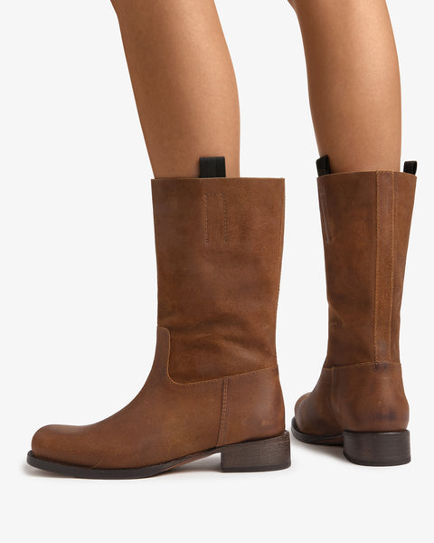Leif boot Tan Distressed Suede Leather