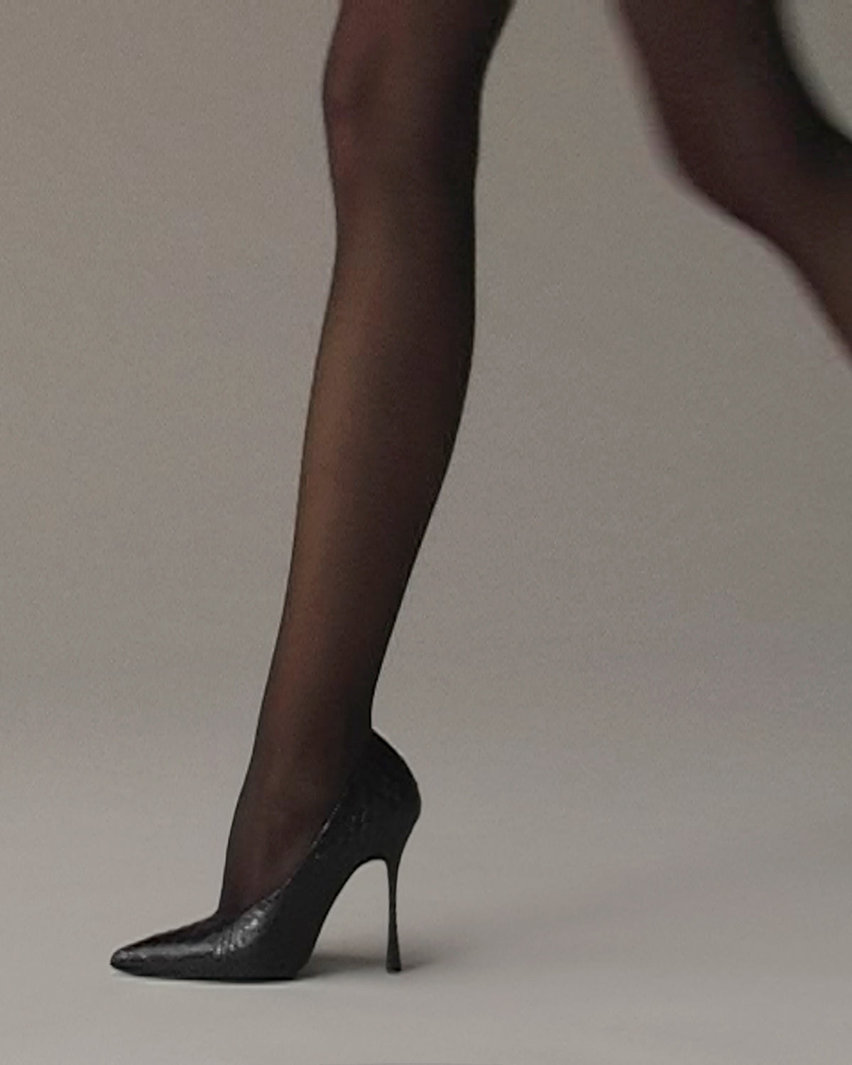 Kiss Pump Black Python Leather