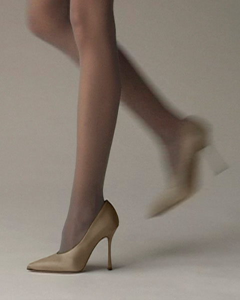 Kiss Pump Khaki Silk - Second Image